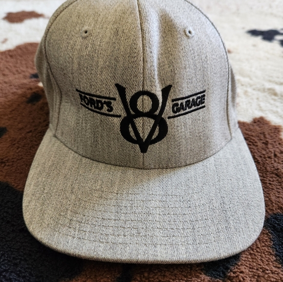 Fords V8 Garage Snapback Hat Gray Adjustable - Picture 2 of 11